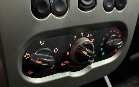 Renault Logan I, 2010 год, 365 000 рублей, 11 фотография