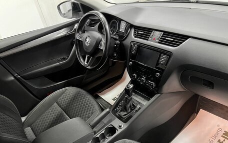 Skoda Octavia, 2017 год, 1 695 000 рублей, 14 фотография