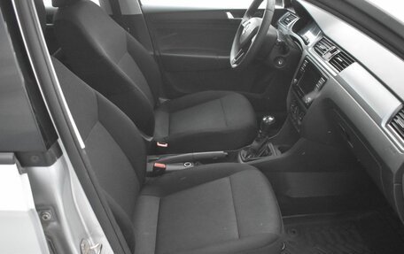 Skoda Rapid I, 2017 год, 990 000 рублей, 10 фотография