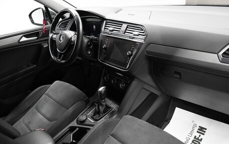 Volkswagen Tiguan II, 2018 год, 2 595 000 рублей, 13 фотография