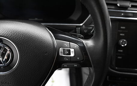 Volkswagen Tiguan II, 2018 год, 2 595 000 рублей, 24 фотография