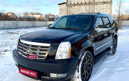 Cadillac Escalade III, 2011 год, 2 150 000 рублей, 1 фотография