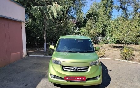 Toyota bB II рестайлинг, 2006 год, 850 000 рублей, 3 фотография