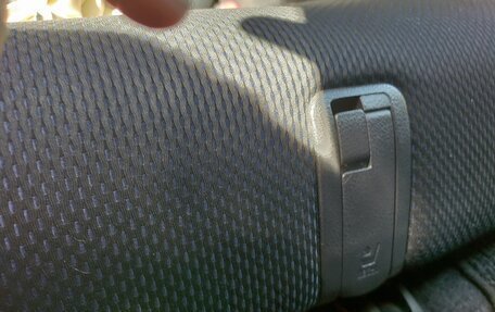 Toyota bB II рестайлинг, 2006 год, 850 000 рублей, 26 фотография