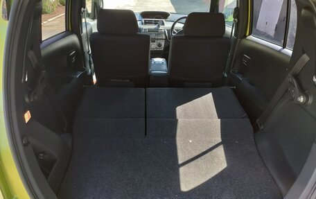 Toyota bB II рестайлинг, 2006 год, 850 000 рублей, 28 фотография