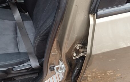 Subaru Forester, 2008 год, 800 000 рублей, 11 фотография