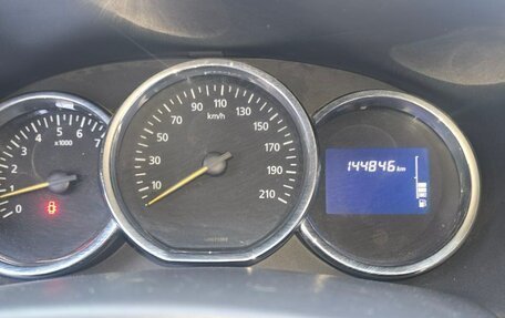 Renault Logan II, 2014 год, 700 000 рублей, 7 фотография