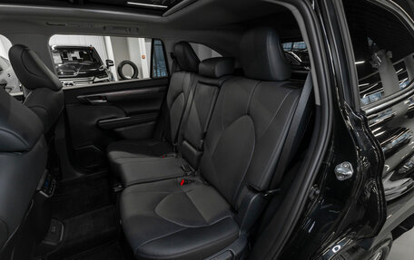 Toyota Highlander, 2025 год, 5 675 000 рублей, 14 фотография