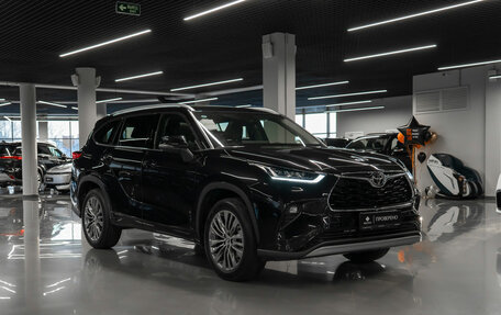 Toyota Highlander, 2025 год, 5 700 000 рублей, 2 фотография