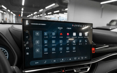 Toyota Highlander, 2025 год, 5 700 000 рублей, 21 фотография