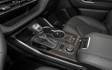 Toyota Highlander, 2025 год, 5 700 000 рублей, 18 фотография