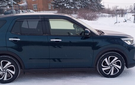 Toyota Raize I, 2021 год, 1 650 000 рублей, 6 фотография