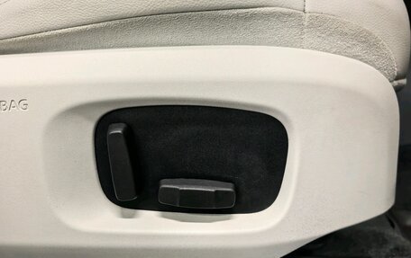 Land Rover Range Rover Evoque I, 2017 год, 2 250 000 рублей, 25 фотография