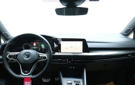 Volkswagen Golf VIII, 2022 год, 1 530 000 рублей, 10 фотография