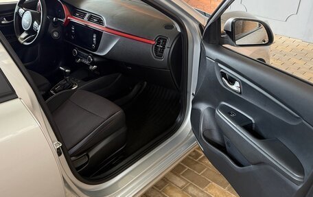 KIA Rio IV, 2022 год, 1 750 000 рублей, 7 фотография