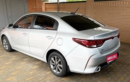 KIA Rio IV, 2022 год, 1 750 000 рублей, 3 фотография