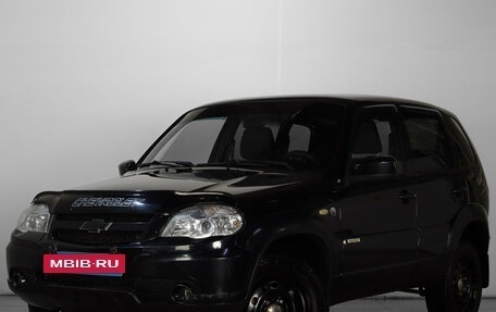 Chevrolet Niva I рестайлинг, 2017 год, 819 000 рублей, 4 фотография