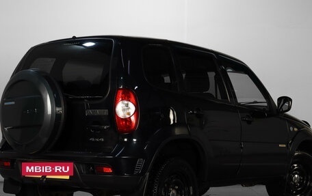 Chevrolet Niva I рестайлинг, 2017 год, 819 000 рублей, 7 фотография