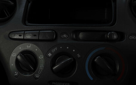 Toyota Vitz, 2001 год, 399 000 рублей, 13 фотография