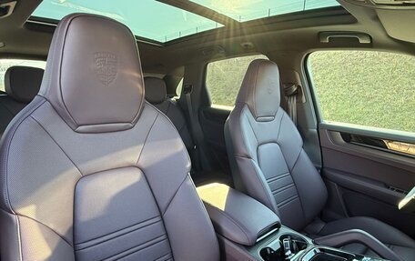 Porsche Cayenne III, 2025 год, 18 650 000 рублей, 4 фотография