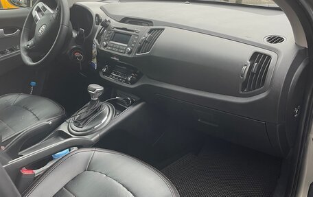 KIA Sportage III, 2011 год, 1 250 000 рублей, 7 фотография