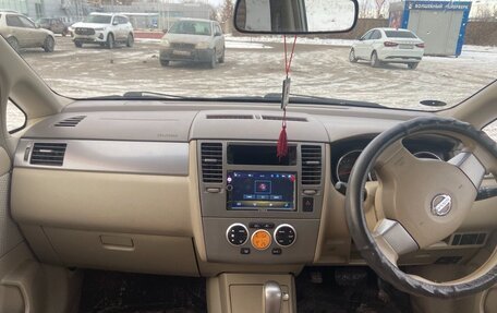 Nissan Tiida, 2004 год, 480 000 рублей, 4 фотография