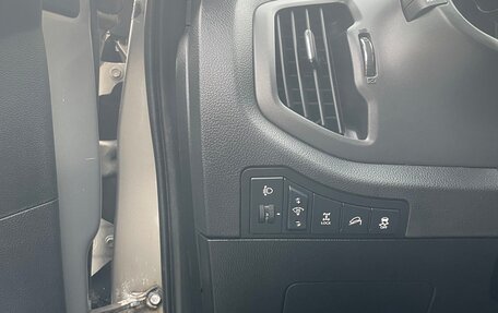 KIA Sportage III, 2011 год, 1 250 000 рублей, 10 фотография