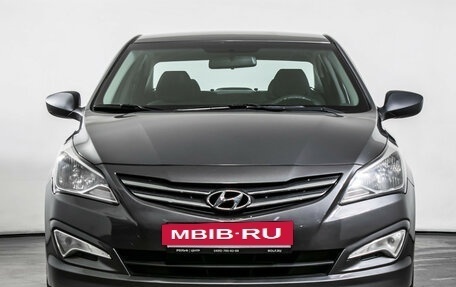 Hyundai Solaris II рестайлинг, 2015 год, 950 000 рублей, 2 фотография