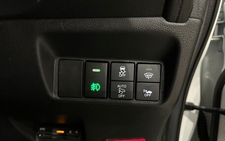 Honda Shuttle II, 2015 год, 999 000 рублей, 24 фотография