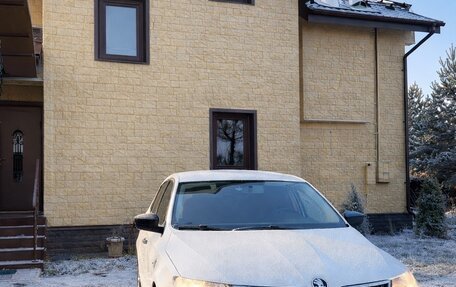 Skoda Rapid I, 2015 год, 950 000 рублей, 2 фотография