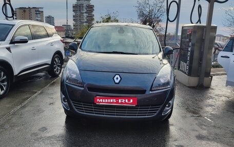 Renault Scenic III, 2011 год, 700 000 рублей, 2 фотография