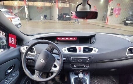 Renault Scenic III, 2011 год, 700 000 рублей, 10 фотография