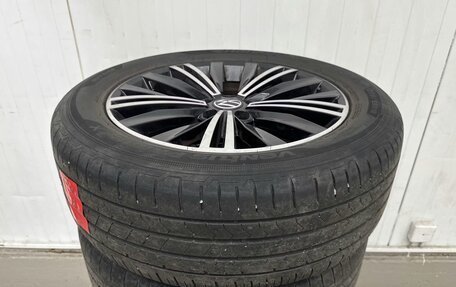 Volkswagen Tiguan II, 2022 год, 2 600 000 рублей, 9 фотография