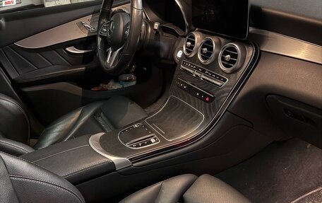 Mercedes-Benz GLC, 2022 год, 6 000 000 рублей, 5 фотография