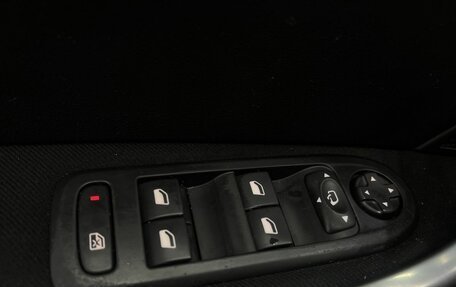 Peugeot 408 I рестайлинг, 2015 год, 599 888 рублей, 14 фотография