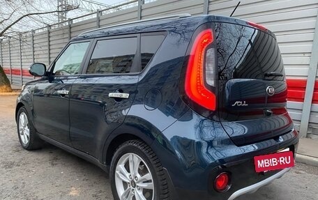 KIA Soul II рестайлинг, 2017 год, 1 500 000 рублей, 7 фотография