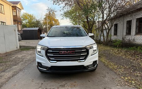 GMC Terrain, 2023 год, 3 050 000 рублей, 2 фотография