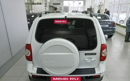 Chevrolet Niva I рестайлинг, 2019 год, 760 000 рублей, 4 фотография