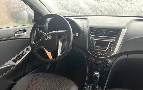 Hyundai Solaris II рестайлинг, 2014 год, 1 250 000 рублей, 7 фотография