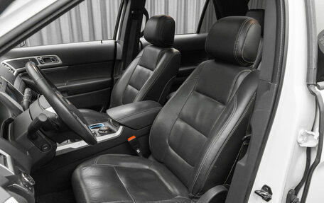 Ford Explorer VI, 2013 год, 2 380 000 рублей, 11 фотография