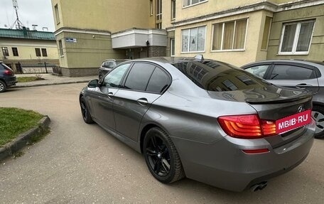 BMW 5 серия, 2014 год, 2 810 000 рублей, 4 фотография