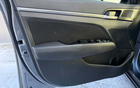 Hyundai Elantra VI рестайлинг, 2019 год, 1 565 000 рублей, 18 фотография