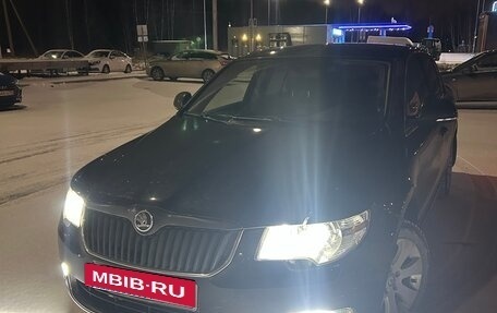 Skoda Superb III рестайлинг, 2011 год, 750 000 рублей, 12 фотография