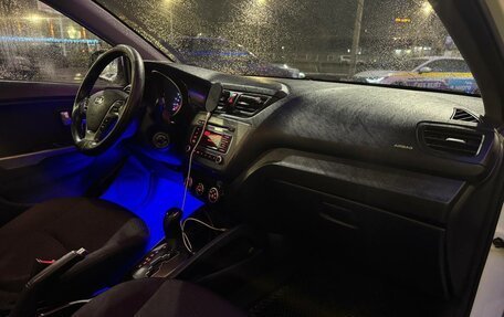 KIA Rio III рестайлинг, 2017 год, 400 000 рублей, 19 фотография