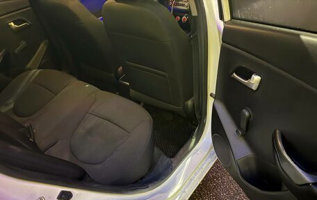 KIA Rio III рестайлинг, 2017 год, 400 000 рублей, 15 фотография