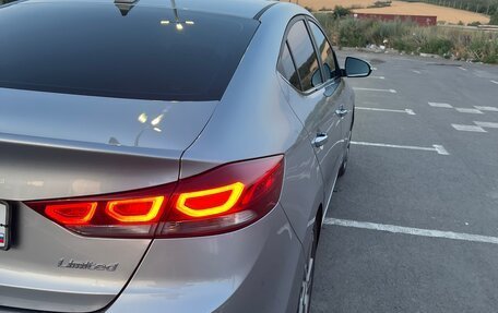 Hyundai Elantra VI рестайлинг, 2016 год, 1 499 000 рублей, 6 фотография