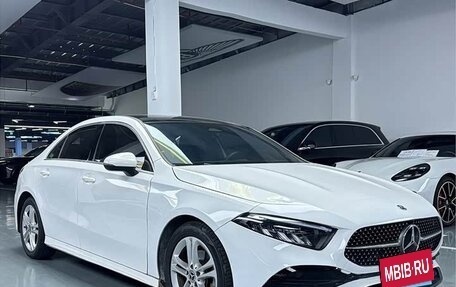 Mercedes-Benz A-Класс, 2022 год, 1 423 000 рублей, 2 фотография