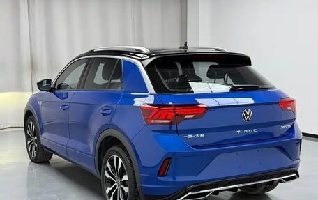 Volkswagen T-Roc I, 2021 год, 1 740 000 рублей, 4 фотография