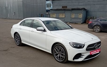 Mercedes-Benz E-Класс, 2021 год, 4 350 000 рублей, 3 фотография