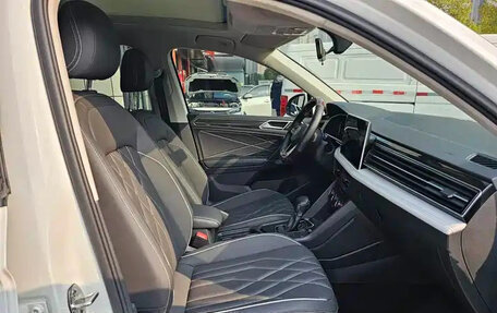 Volkswagen Tiguan II, 2022 год, 2 132 555 рублей, 9 фотография